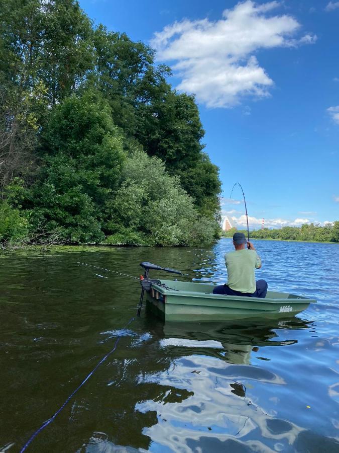 Zouw Hausboat Zakotven -Pouze Ubytovani Roudnice nad Labem Bagian luar foto