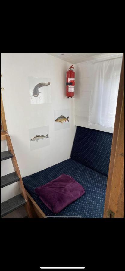 Zouw Hausboat Zakotven -Pouze Ubytovani Roudnice nad Labem Bagian luar foto