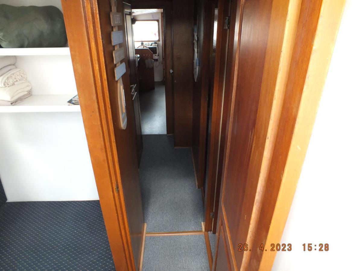 Zouw Hausboat Zakotven -Pouze Ubytovani Roudnice nad Labem Bagian luar foto